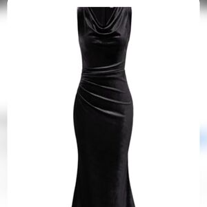 NWT Elegant Black Velvet Draped Neck Maxi Dress   Size 10